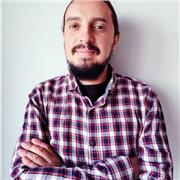 Soy un psicólogo apasionado por compartir conocimientos, con una sólida formación académica y un enfoque en el aprendizaje activo.